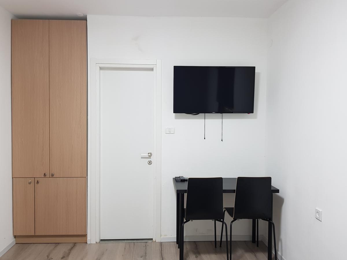 Airport Guest House - One-Way Free Shuttle Or Yehuda Екстер'єр фото