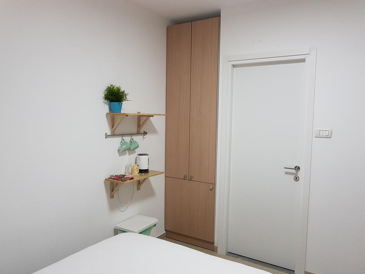 Airport Guest House - One-Way Free Shuttle Or Yehuda Екстер'єр фото